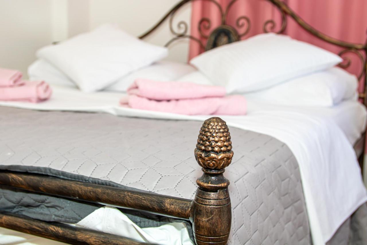 Luxury Apartments Iris Mostar Esterno foto