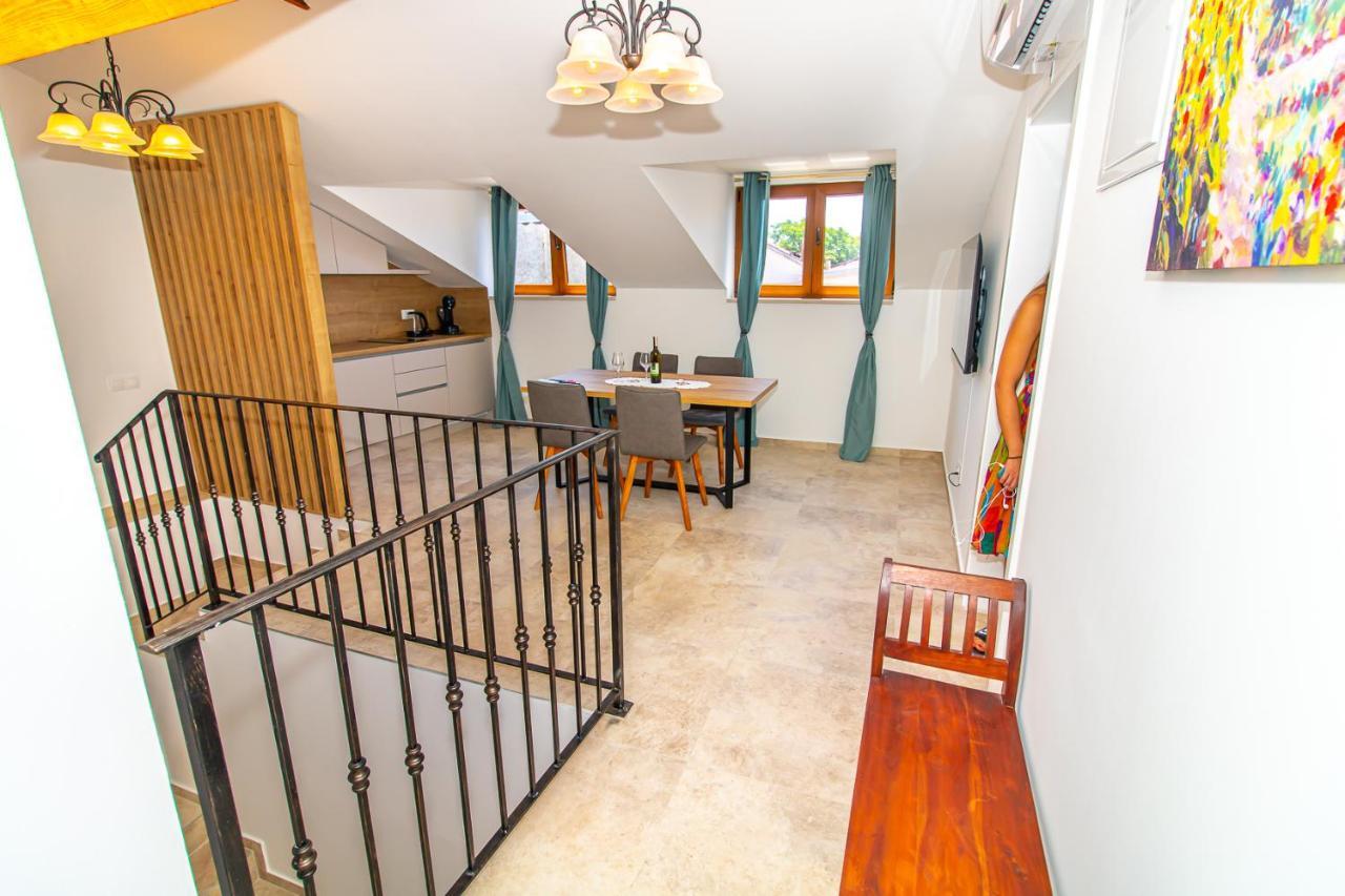 Luxury Apartments Iris Mostar Esterno foto