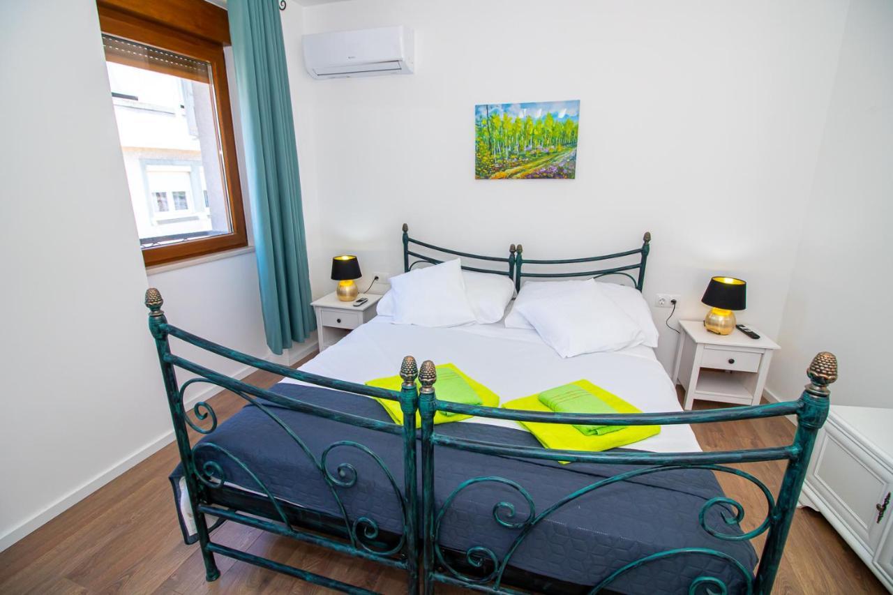 Luxury Apartments Iris Mostar Esterno foto